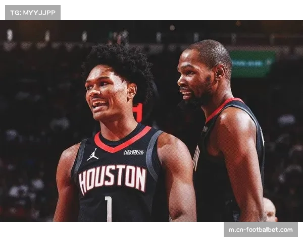 火箭篮板联盟第一场均48.2个 内线优势发动快攻限制对手三分效率